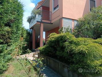 S.Mauro alloggio in villa con giardino privato