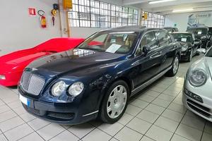 Bentley Continental Flying Spur BOOK BENTLEY/CRS A