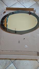 Specchio Ovale con 2 lampade da parete 