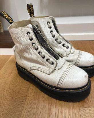 Dr. Martens bianche in pelle con zip