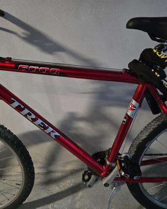 MOUNTAIN BIKE IN ALLUMUNINIO