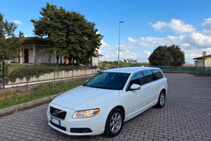 Volvo V70 D3 2.0d Summum EURO5