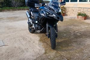 Benelli TRk 502x 