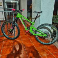 Santa Cruz Nomadi 5, 27.5