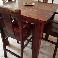 Tavolo + 4 sgabelli legno massiccio 