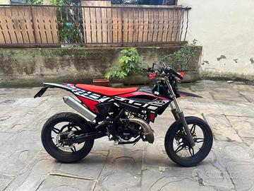 Beta RR 50
