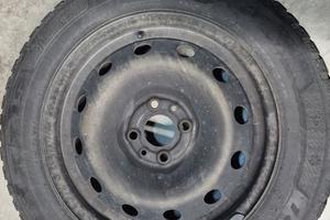 4 GOMME INVERNALI SEMINUOVE 185/65 R15 92T + CERCH