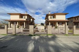 PORZIONE DI BIFAMILIARE A CAPODIMONTE