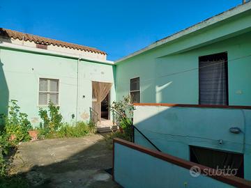 Abitazione di corte al piano terra