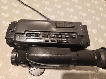 Videocamera 8mm Sony CCD-TR75E 