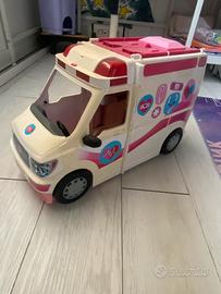 Ambulanza Barbie