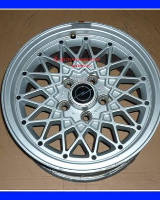 Cerchio in lega 7 x 15 per OPEL Omega A 86-94