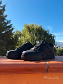 Nike Air Force 1 Low ‘ Triple Black ‘-  Nuove