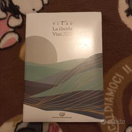 Libro guida vini