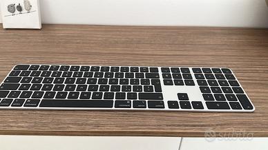 Apple Magic Keyboard con tastierino numerico