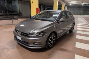 Volkswagen Polo VI 5p 1.0 mpi Comfortline 65cv
