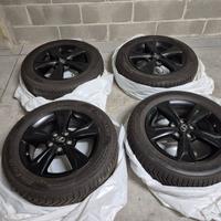 Treno gomme invernali 215/60 R17 + cerchi Lexu UX