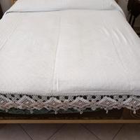Coperta matrimoniale bianca