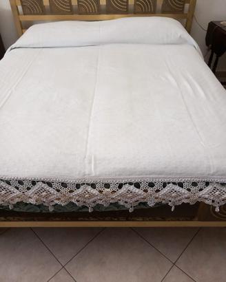Coperta matrimoniale bianca
