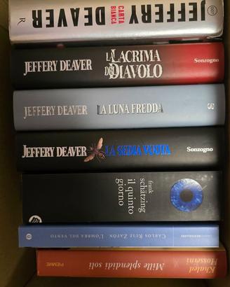 Lotto 46 libri thriller/gialli rilegati