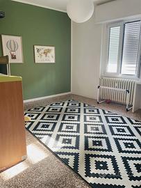 Tappeto moderno geometrico bianco e nero 200x300