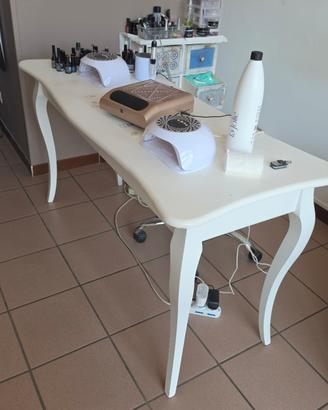 Tavolo Manicure / Consolle