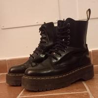 dr martins n 38