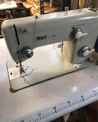 Macchina piana Pfaff 260