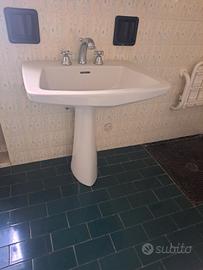 vecchi sanitari 