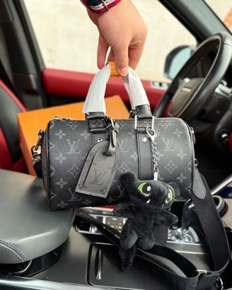 LOUIS VUITTON keepal25