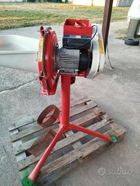 molino per granaglie 