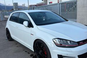GOLF 7 GTI PERFORMANCE