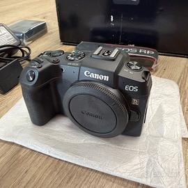 Canon RP + accessori nuovi
