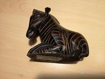 Statuina cavallo originale dell'Angola