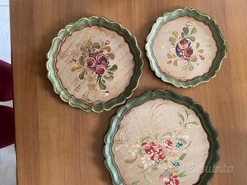 Piatti decoratii in legno dipinti a mano tirolesi