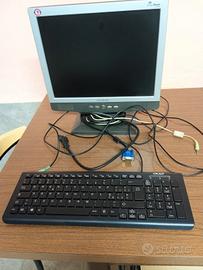 monitor PC più tastiera 