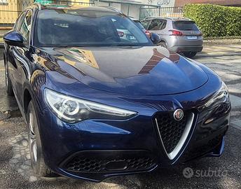 AlfaRomeo Stelvio TurboDS 2.2 Q4 210 CV Executive