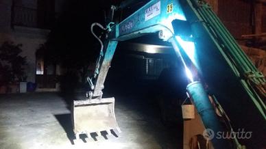 Escavatore Kubota k35