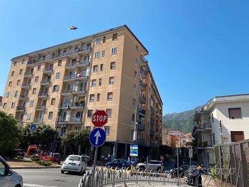 Locale commerciale di 400 mq circa