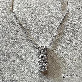 COLLANA TRILOGY ORO 18kt. CON DIAMANTI NATURALI