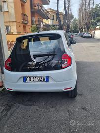 Renault TWINGO E-tech electric