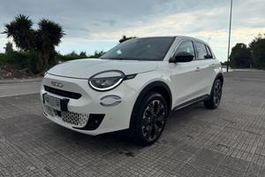 Fiat 600 Hybrid 110 CV DCT MHEV La Prima II