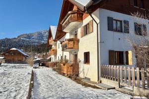 APPARTAMENTO BICAMERE CON GIARDINO