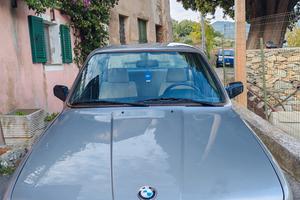 BMW E30 318 i