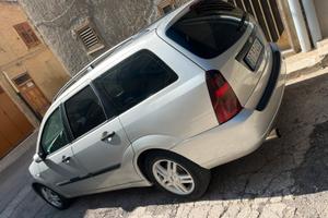 Ford Focus 1.8- 2001