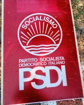 Insegna plexiglass anni 70 PSDI