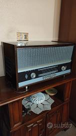 Radio con giradischi Vintage Allocchio Bacchini