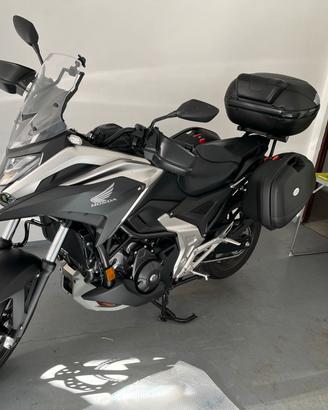 Honda NC 750X DCT (2021) - Superavcessoriata