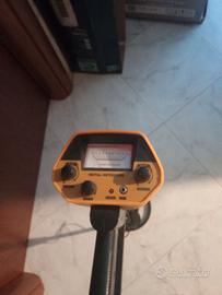 Metal detector