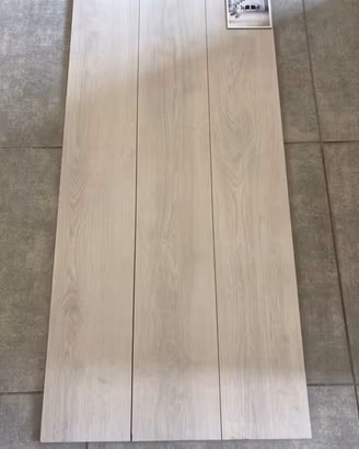 Piastrella in gres 20x120 rettificato